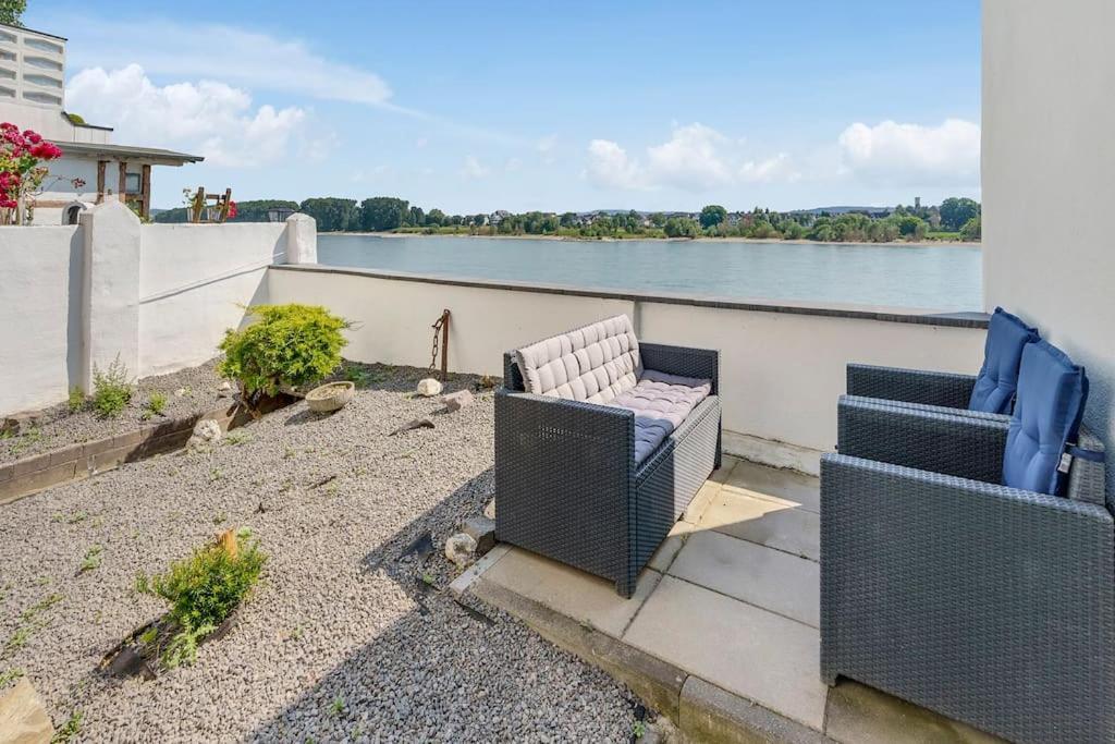 Tiny Apartment With Spacious Terrace On The Rhine Neuwied Eksteriør billede